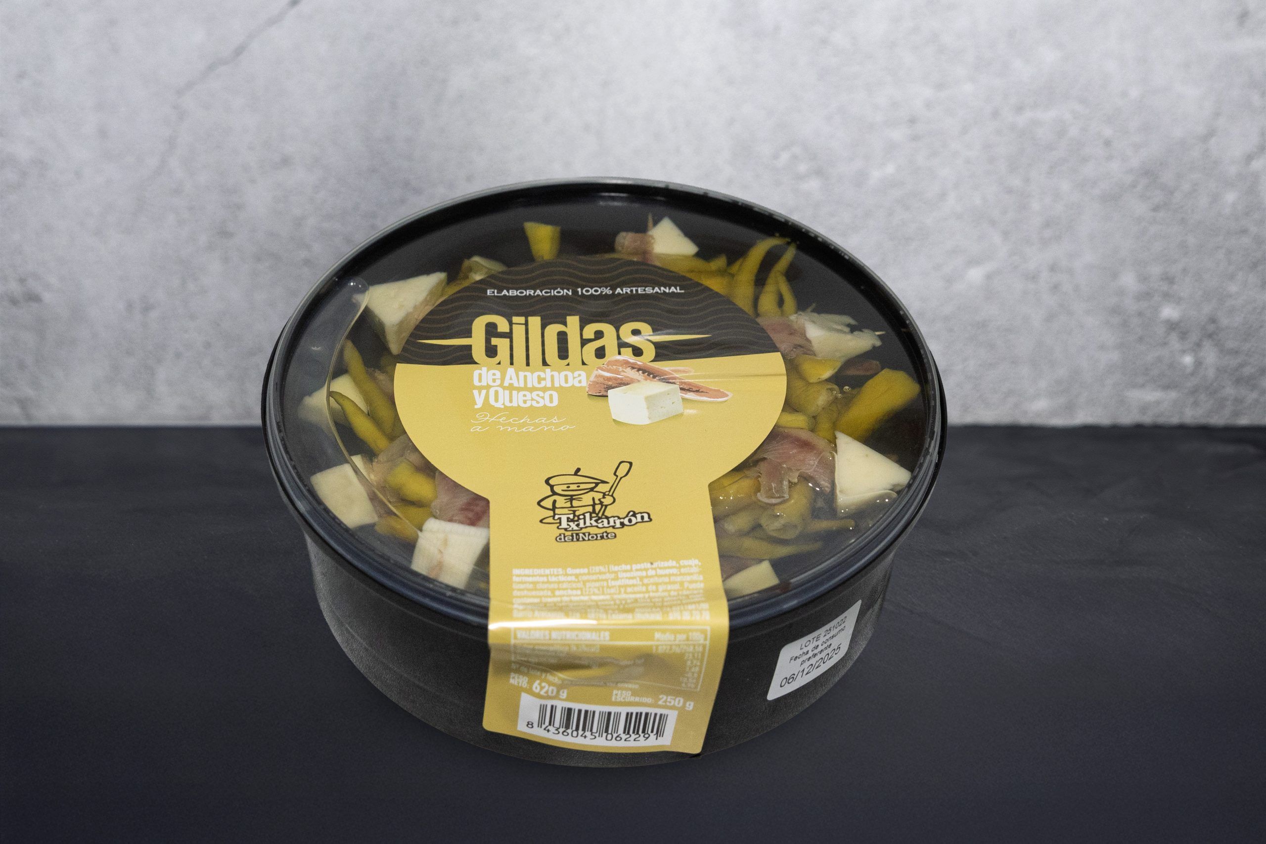 Gildas de anchoa y queso artesanas El Txicarrón del Norte en pack de 620 g — aperitivo vasco gourmet con anchoas del Cantábrico, queso cremoso, piparras y aceitunas.